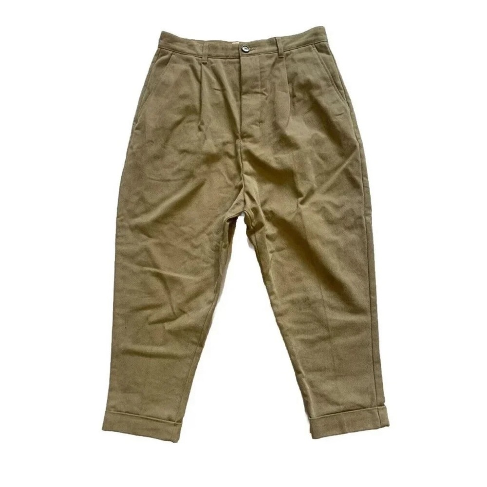 Classic Men's Khaki Chinos